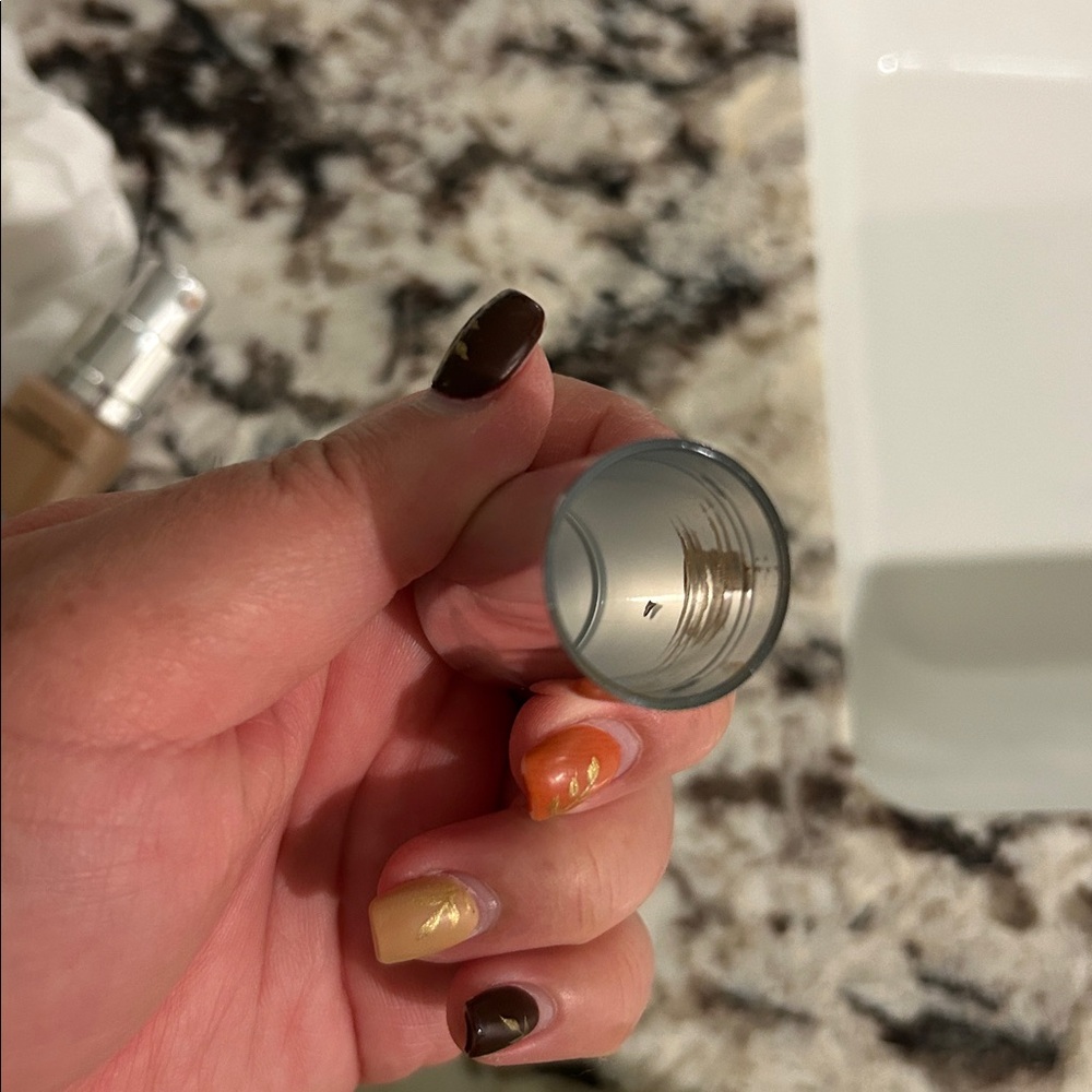 IT Cosmetics CC+ Cream SPF 50+ - Cream - Picture 9 of 11
